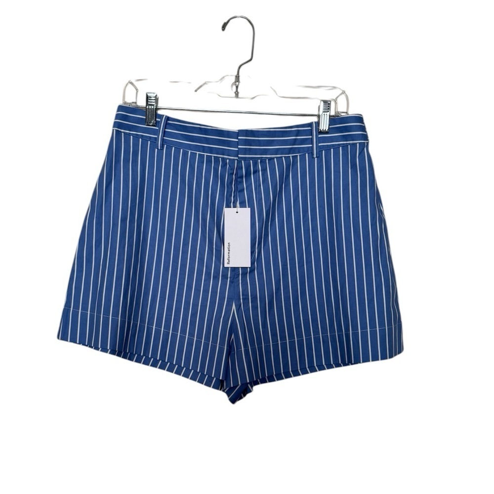 NWT Reformation Blue And White Willow Shorts Size 10